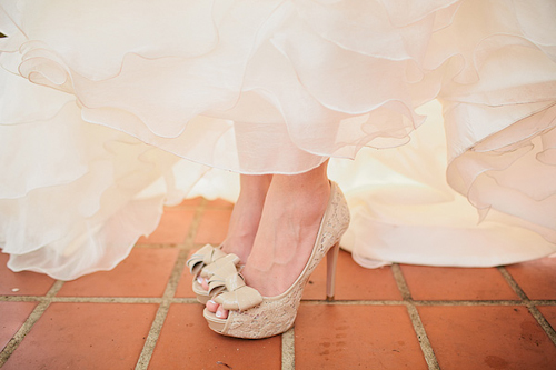 classic and romantic vintage wedding in historic Florida, photos by top Florida wedding photographers La Dolce Vita | junebugweddings.com classic and romantic vintage wedding in historic Florida, photos by top Florida wedding photographers La Dolce Vita | junebugweddings.com