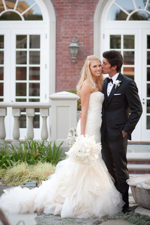beautiful wedding in Newport Beach with photos by John and Joseph Photography | junebugweddings.com beautiful wedding in Newport Beach with photos by John and Joseph Photography | junebugweddings.com