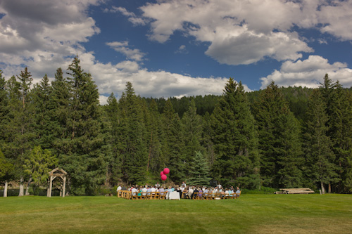 Country wedding in Big Sky, Montana, photos by Hardy Klahold Photography | junebugweddings.com