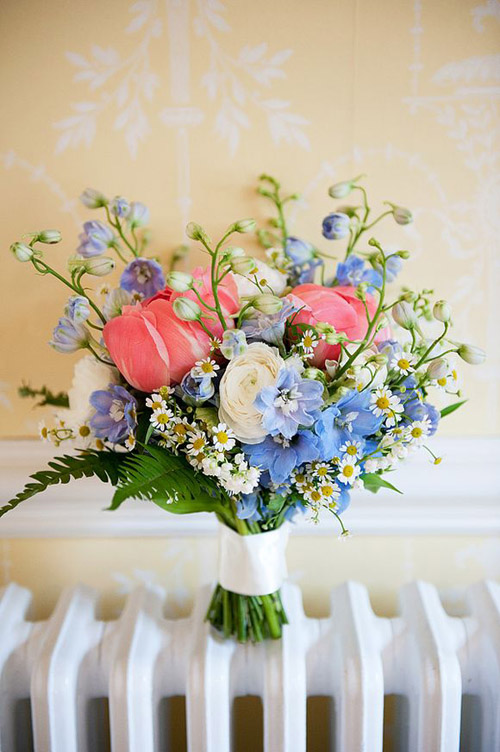 English garden inspired flowers by George Mackay Flowers, Photos by Dominique Bader | Junebug Weddings