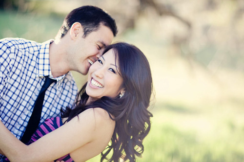 joyful wedding photos of family, friends, and love by
Caroline Tran Photography | junebugweddings.com joyful wedding
photos of family, friends, and love by Caroline Tran Photography | junebugweddings.com