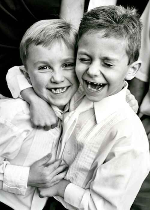 joyful wedding photos of family, friends, and love by Cheri
Pearl Photography | junebugweddings.com joyful wedding photos
of family, friends, and love by Cheri Pearl Photography | junebugweddings.com