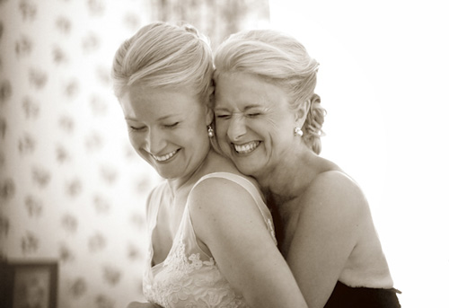joyful wedding photos of family, friends, and love by
Sarah DiCicco Photography | junebugweddings.com joyful wedding
photos of family, friends, and love by Sarah DiCicco Photography | junebugweddings.com