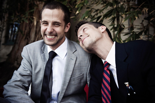 joyful wedding photos of family, friends, and love by Viera
Photographics | junebugweddings.com joyful wedding photos of
family, friends, and love by Viera Photographics | junebugweddings.com