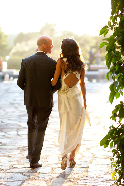 Elegant Hudson River Valley wedding in deep purple and gray wedding colors and decor, photos by Roey Yohai Photography Elegant Hudson River Valley wedding in deep purple and gray wedding colors and decor, photos by Roey Yohai Photography