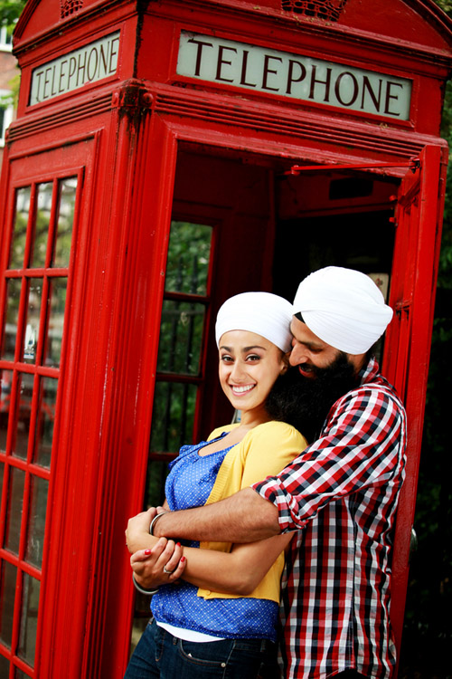 Downtown London Engagement Shoot from Chris + Lynn | Junebug Weddings Downtown London Engagement Shoot from Chris + Lynn | Junebug Weddings