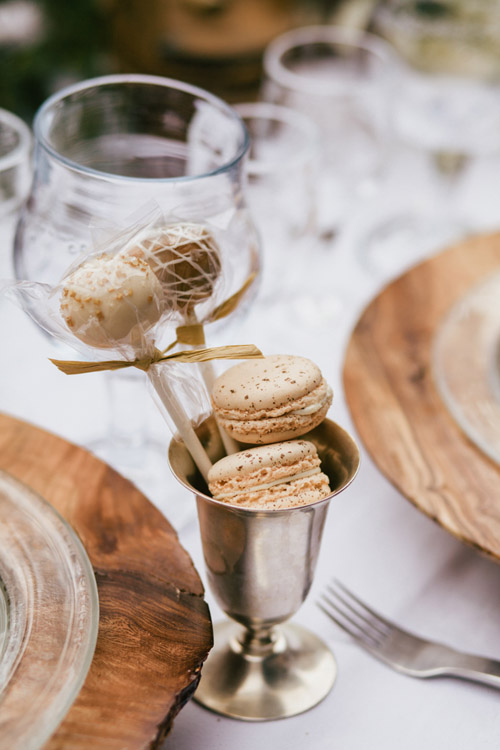 winter wedding inspiration in the Swiss Alps from Smetona Photo and Haute Weddings | via junebugweddings.com winter wedding inspiration in the Swiss Alps from Smetona Photo and Haute Weddings | via junebugweddings.com