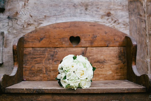 winter wedding inspiration in the Swiss Alps from Smetona Photo and Haute Weddings | via junebugweddings.com winter wedding inspiration in the Swiss Alps from Smetona Photo and Haute Weddings | via junebugweddings.com