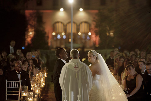 tropical candlelight wedding in Miami at Vizcaya Museum and Garden, photos by Maloman Photograhper tropical candlelight wedding in Miami at Vizcaya Museum and Garden, photos by Maloman Photograhpers