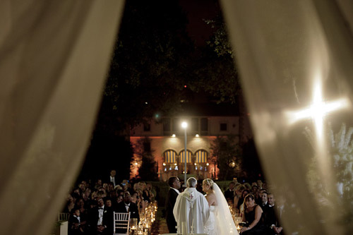 tropical candlelight wedding in Miami at Vizcaya Museum and Garden, photos by Maloman Photograhper tropical candlelight wedding in Miami at Vizcaya Museum and Garden, photos by Maloman Photograhpers