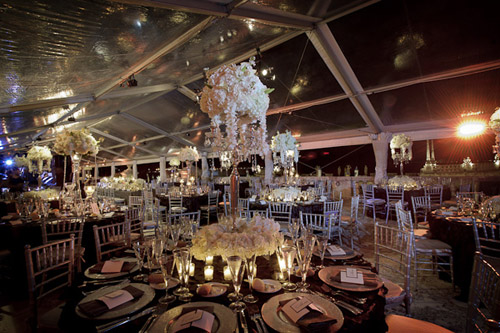 tropical candlelight wedding in Miami at Vizcaya Museum and Garden, photos by Maloman Photograhper tropical candlelight wedding in Miami at Vizcaya Museum and Garden, photos by Maloman Photograhpers