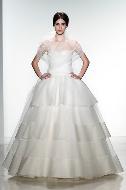 Amsale wedding dress from the Spring 2014 bridal collection | via junebugweddings.com Amsale wedding dress from the Spring 2014 bridal collection | via junebugweddings.com