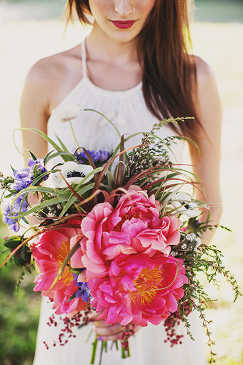 bohemian bridal style - floral wedding hair accessory by Ashlilium, photo by Erik Clausen | junebugweddings.com