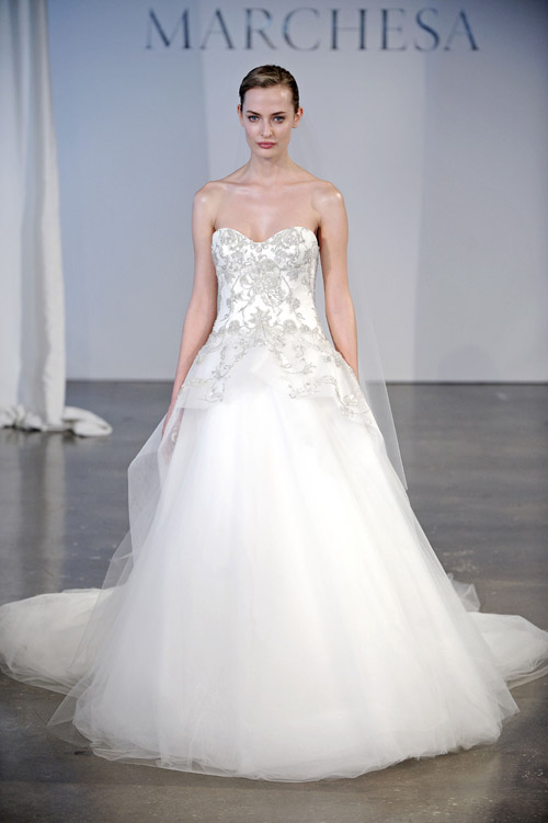 Marchesa wedding dress from the Spring 2014 bridal collection | via junebugweddings.com Marchesa wedding dress from the Spring 2014 bridal collection | via junebugweddings.com