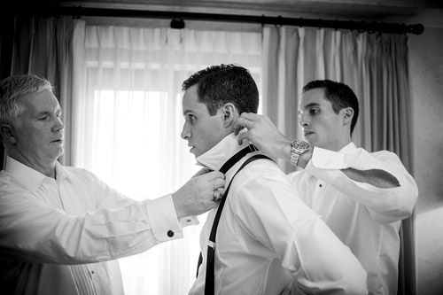 navy and orange nautical style wedding in Connecticut by Sarah Tew Photography | via junebugweddings.com navy and orange nautical style wedding in Connecticut by Sarah Tew Photography | via junebugweddings.com