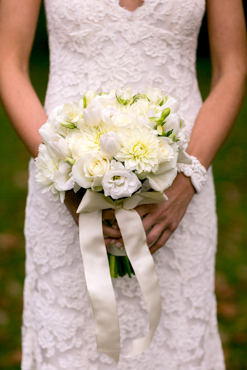 navy and orange nautical style wedding in Connecticut by Sarah Tew Photography | via junebugweddings.com navy and orange nautical style wedding in Connecticut by Sarah Tew Photography | via junebugweddings.com