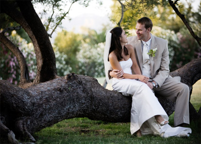 Tuscan, Arizona outdoor wedding, Tuscan Country Club, images by Roberto Valenzuela Photography