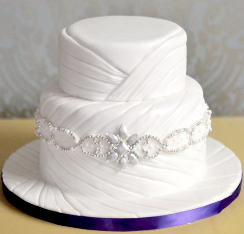 amazing fashion inspired jeweled wedding cake from Lori Hutchinson of Toronto's The Caketress