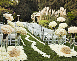 Glamorous Wedding at Bel-Air Hotel, with Design by Mindy Weiss and Photos by Joy Marie