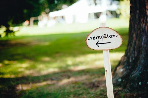 laid-back summer wedding with photos by Amanda Marie Studios | via junebugweddings.com