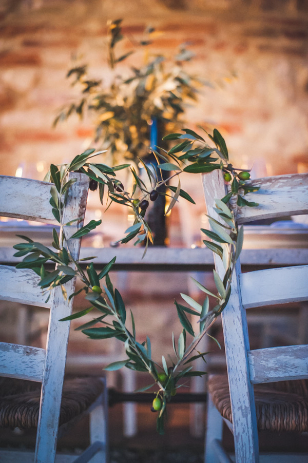 picturesque elopement in Tuscany with photography by Roberto Panciatici | via junebugweddings.com