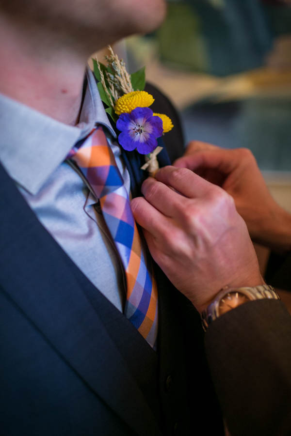 grooms' boutonniere