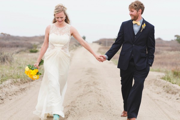 Yellow-and-Blue-Wedding-in-Nantucket (11 of 27)