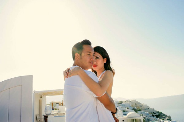 Breathtaking-Santorini-Engagement-Les-Anagnou-Photographers (17 of 18)
