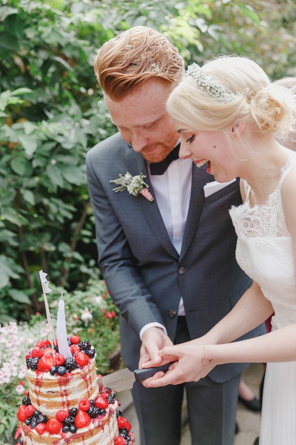 Delightful-German-Wedding-Red-Accents-Hanna-Witte-Photography (23 of 46)