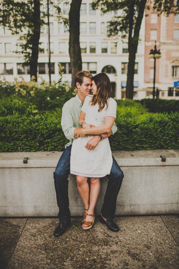 Glamorous-Downtown-Chicago-Engagement-Giving-Tree-Photography (17 of 33)