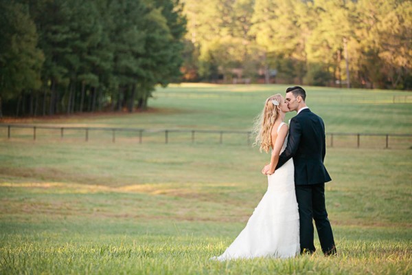 Timeless-Vintage-Wedding-at-The-Farm-in-Georgia (33 of 40)