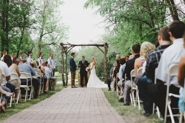 Classic-Rustic-Wedding-Country-Pines-Mae-Small-Photography (11 of 19)