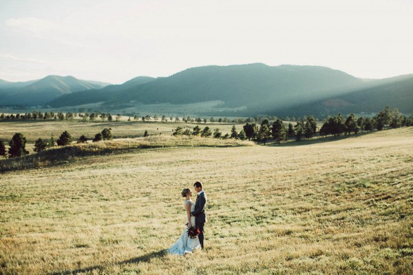 Lovely-Natural-Wedding-at-Spruce-Mountain-Ranch (27 of 40)