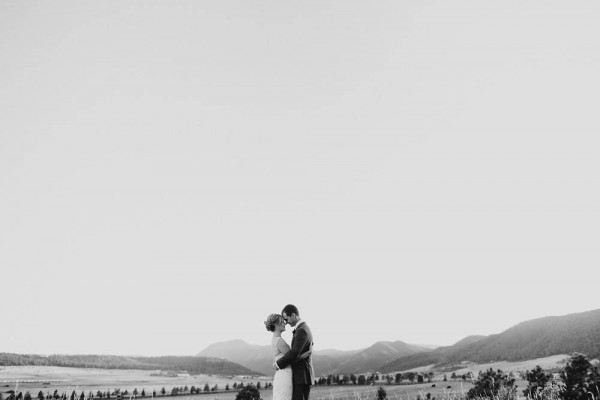 Lovely-Natural-Wedding-at-Spruce-Mountain-Ranch (31 of 40)