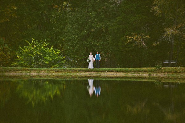 Natural-Modern-Backyard-Wedding-Virginia-Danielle-Real-Photography (18 of 34)