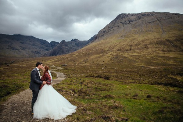 Epic-Post-Wedding-Shoot-at-the-Isle-of-Skye (9 of 18)