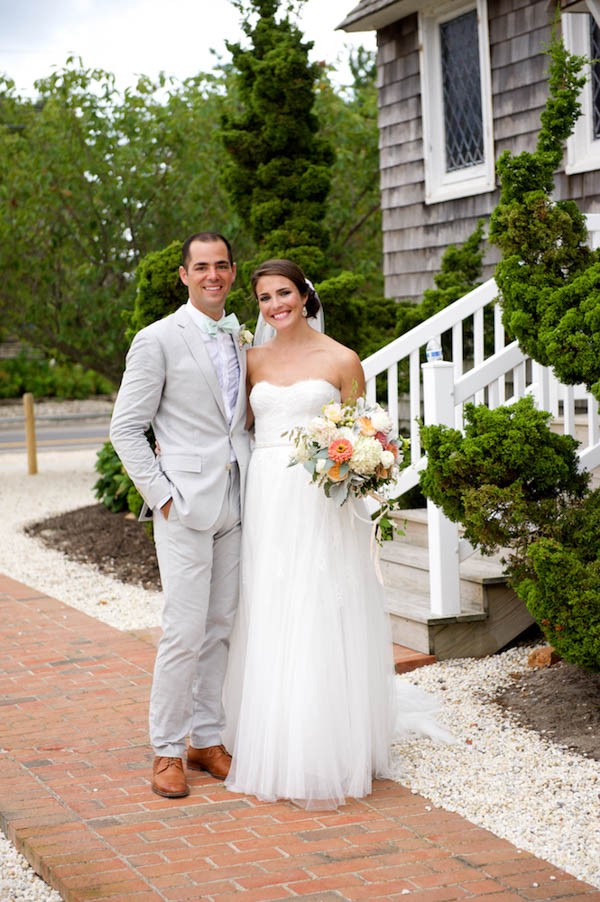 Mint-Peach-Wedding-Mantoloking-Yacht-Club-Therese-Marie-Wagner (13 of 16)