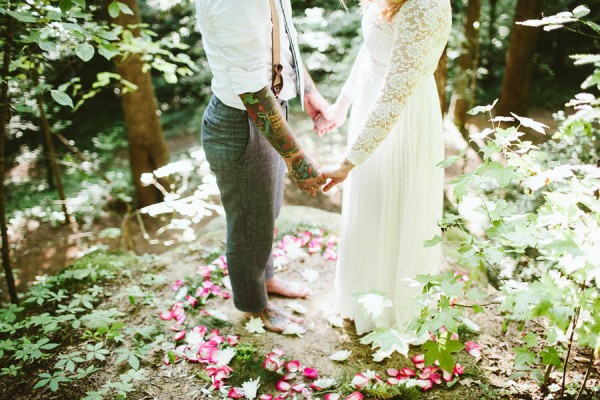 Alternative-Forest-Wedding-Inspiration-Kaytee-Lauren-Photography (8 of 30)