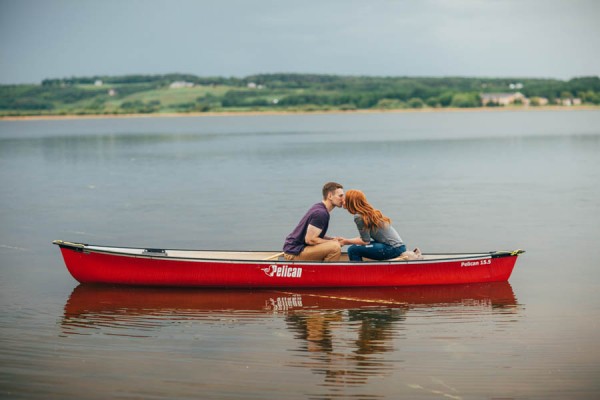 Casual-Engagement-Session-Canoeing-in-Alberta-Tricia-Victoria-Photography (3 of 23)