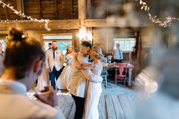 Maine-Barn-Wedding-at-Coolidge-Family-Farm-Darling-Photography (28 of 31)