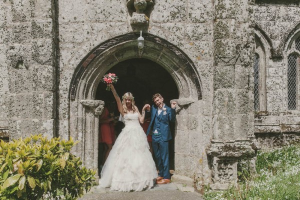 Quirky-Cornwall-Wedding-at-YHA-Treyarnon-Millie-Benbow-Photography-27