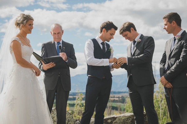 Relaxed-Farm-Wedding-in-Wanaka-Andy-Brown-Photography (11 of 33)