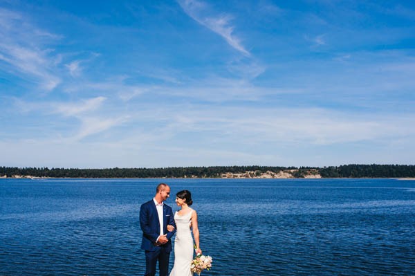 Romantic-Wedding-at-Sea-Cider-Farm-and-Ciderhouse-Jesse-Holland-Photography (11 of 29)