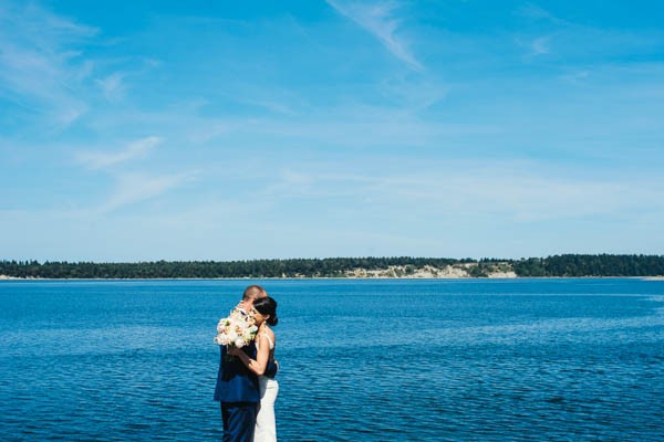 Romantic-Wedding-at-Sea-Cider-Farm-and-Ciderhouse-Jesse-Holland-Photography (12 of 29)