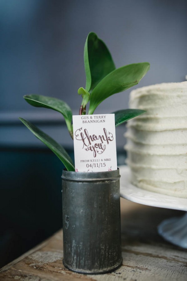 Vintage-Rustic-Wedding-at-Steam-Whistle-Brewery-Love-by-Lynzie-Events (13 of 24)