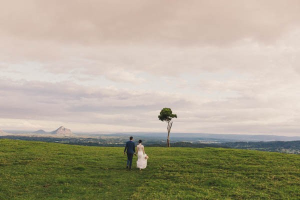 Weddings-at-Tiffanys-Wedding-in-the-Queensland-Countryside (22 of 29)