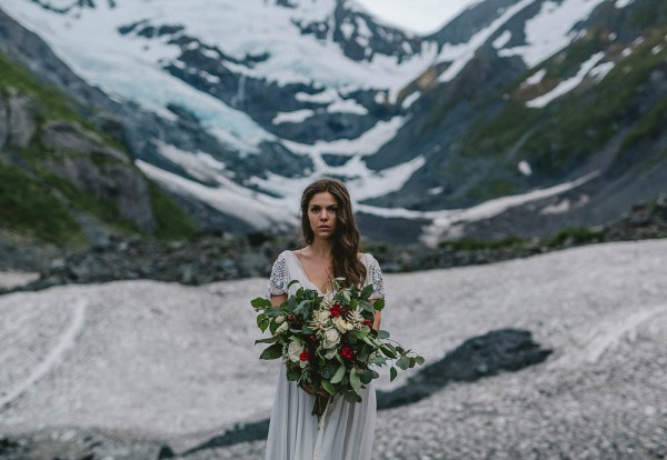 Alaskan-Elopement-Inspiration-at-Portage-Lake-Jess-Hunter-Photography-6328