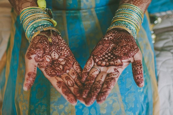 Blue-and-Gold-Hindu-Wedding-Villetto-Photography-006