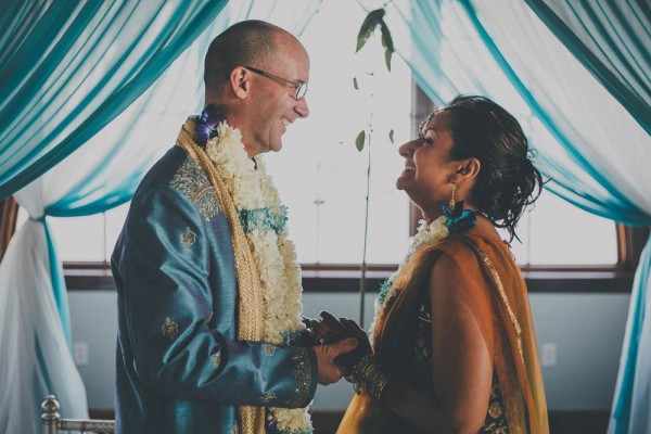 Blue-and-Gold-Hindu-Wedding-Villetto-Photography-495