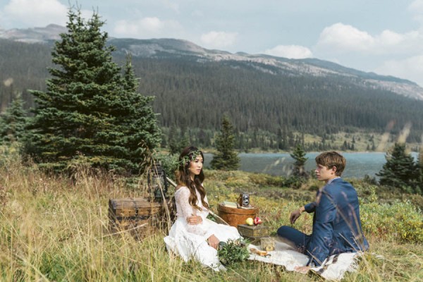 Bohemian-Banff-Wedding-Inspiration-Kismet-and-Clover-31
